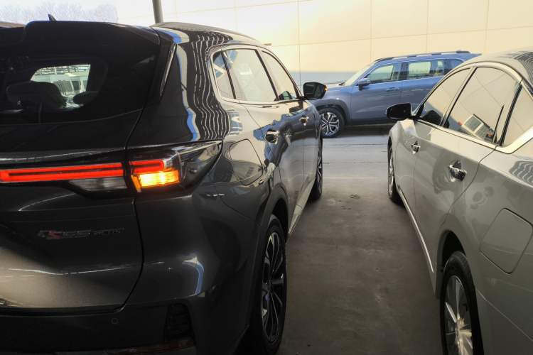 Used Changan CS55PLUS PHEV 2025 Smart New Blue Whale 125km Battleship Edition
