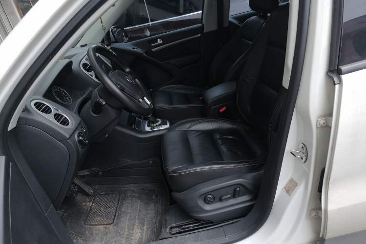 Used Volkswagen Tiguan L 2016 300TSI Automatic Two-Wheel Drive Comfort Edition
