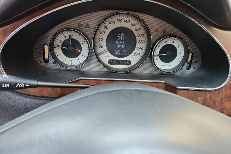 Used Mercedes-Benz CLS 2009 CLS 300
