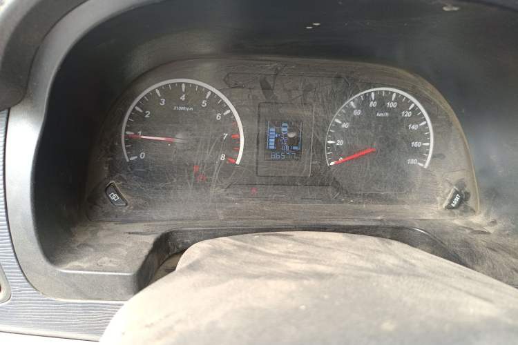 Used FORTHING Lingzhi 2022 M5 1.6L Practical 7-Seater
