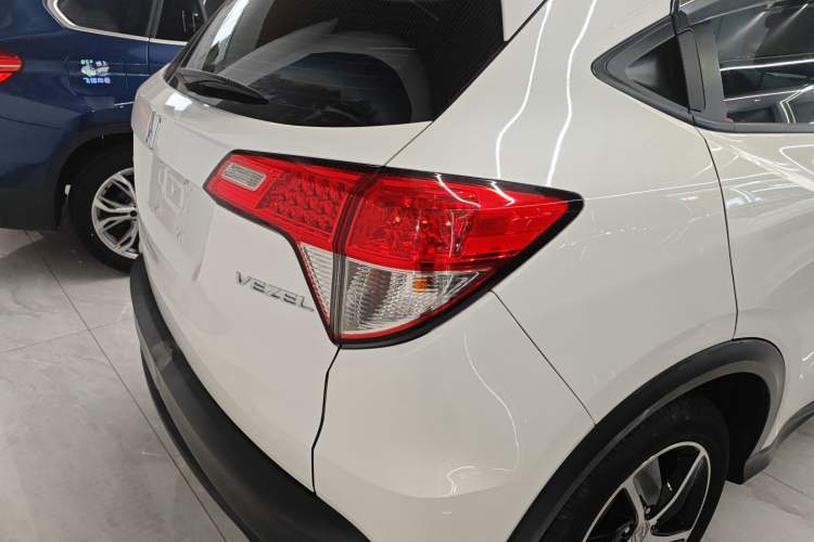 Used Honda Vezel 2020 1.5L CVT Pioneer Edition
