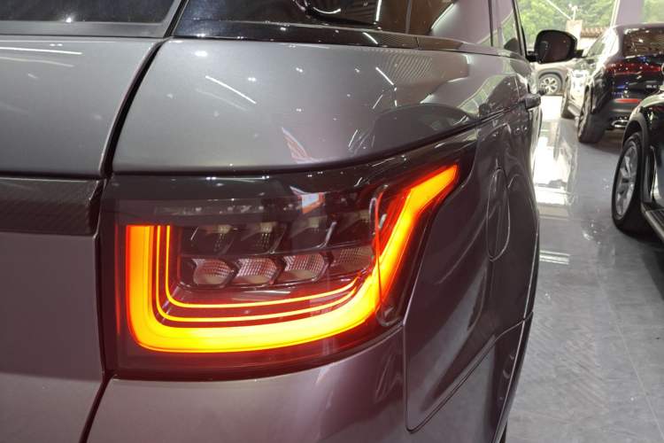 Used Land Rover Range Sport 2020 5.0 SC V8 SVR Exterior 3