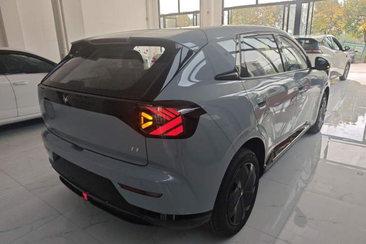 Used ARCFOX T1 2025 Model 320 PRO
