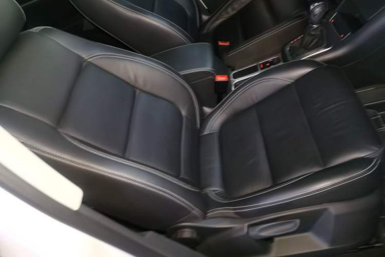 Used Volkswagen Tiguan L 2017 300TSI Automatic Two-Wheel Drive Silk Road Comfort Edition