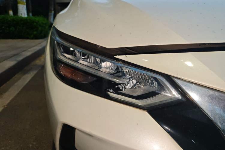 Used Nissan Sylphy 2020 1.6L XL CVT Enjoyment Edition Right Front Headlight