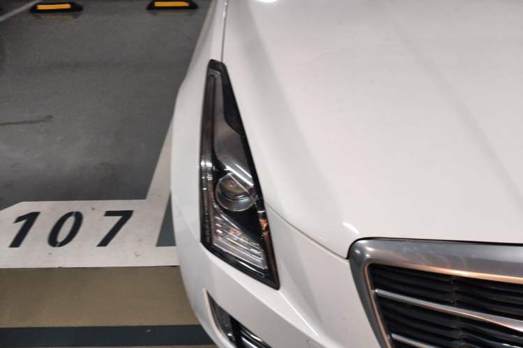 Used Cadillac ATS-L 2017 28T Fashion Edition Right Front Headlight