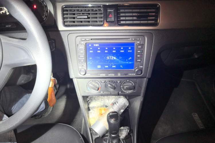 Used Skoda Rapid Spaceback 2014 1.6L Automatic Enjoyment Edition
