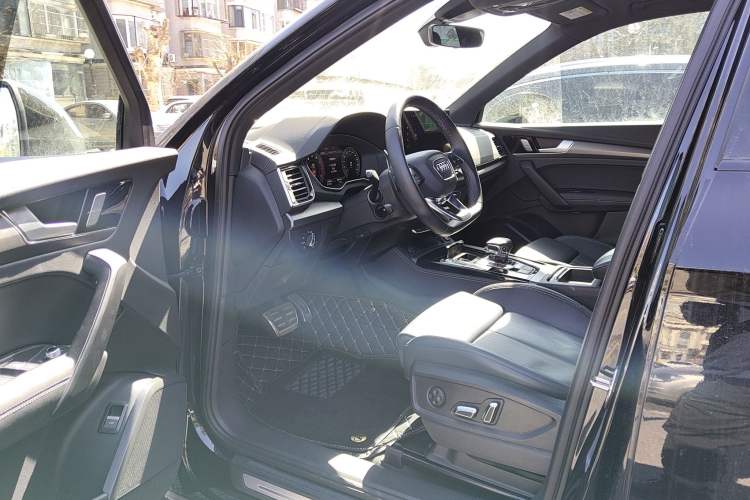 Used Audi Q5L 2025 40 TFSI Luxury Dynamic Edition
