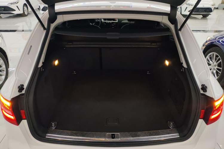 Used Audi A4 2014 40 TFSI allroad quattro plus version