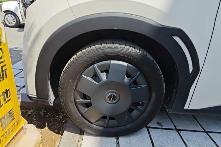 Used BYD Seagull 2023 Free Edition Left Front Wheel Hub