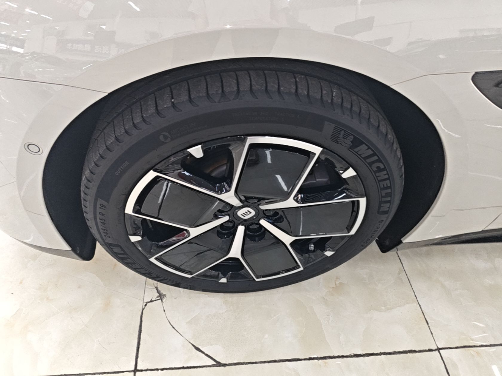Xiaomi Auto SU7 2024 Rear-Drive Ultra-Long Range Advanced Pro-Level Intelligent Driving Version — снимка 10