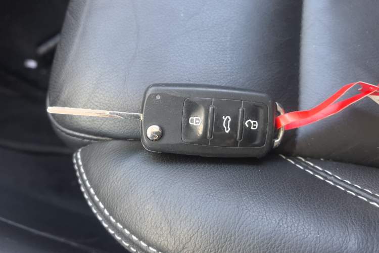 Used Volkswagen Tiguan L 2016 280TSI Automatic Two-Wheel Drive Silk Road Comfort Edition
