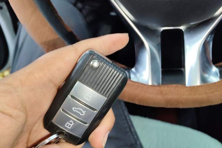 Used Roewe RX5 2020 20T Automatic 4G Connect Superior Flagship Edition Vehicle Key