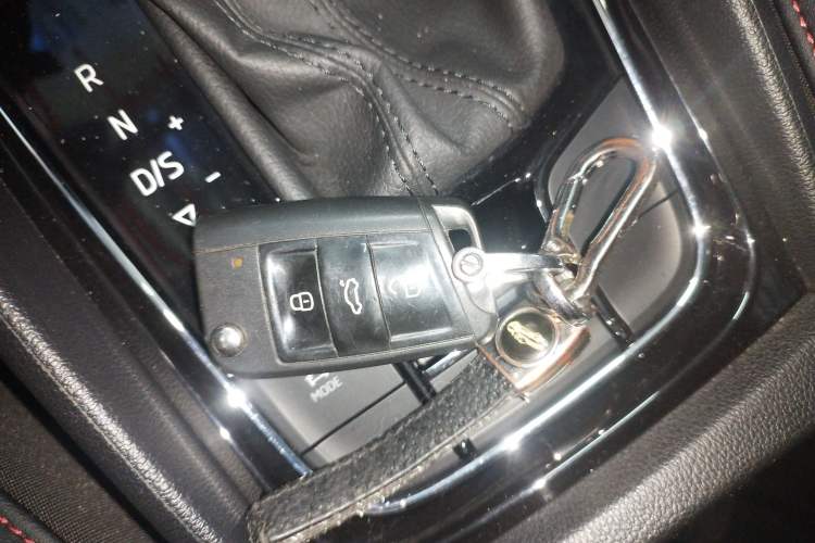 Used Skoda Karoq 2022 TSI280 Prestige Edition Vehicle Key