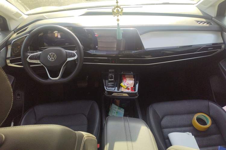 Used Volkswagen Talagon 2022 380TSI All-Wheel-Drive Luxury Prestige Pro 7-Seater Center Console