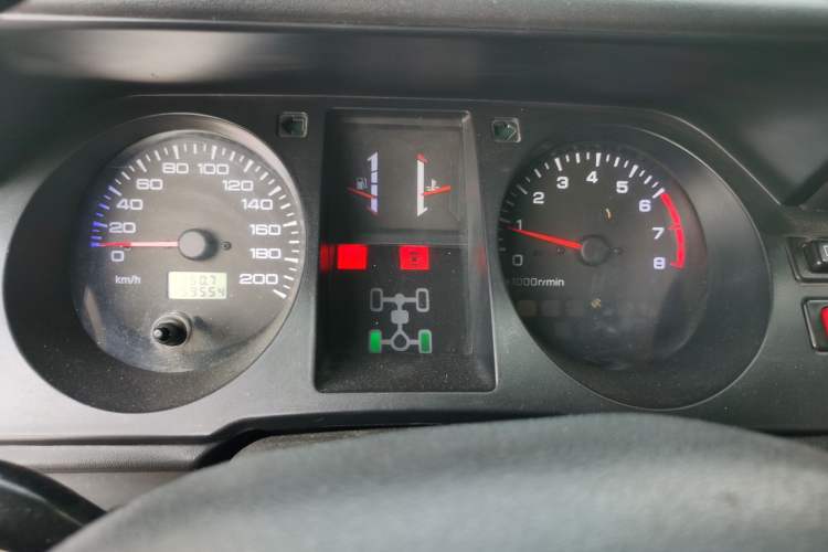 Used Leopaard 6481 2009 2.2L Manual 4x4
