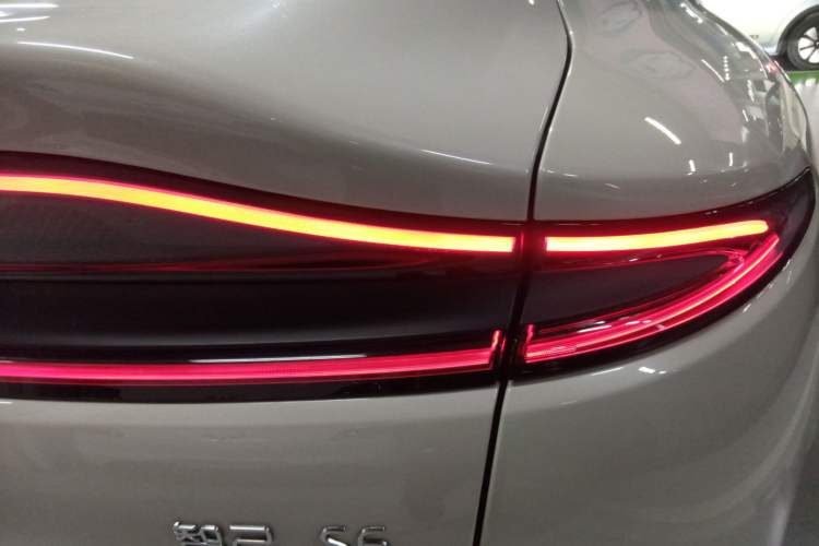 Used IM LS6 2023 Max Standard Edition
