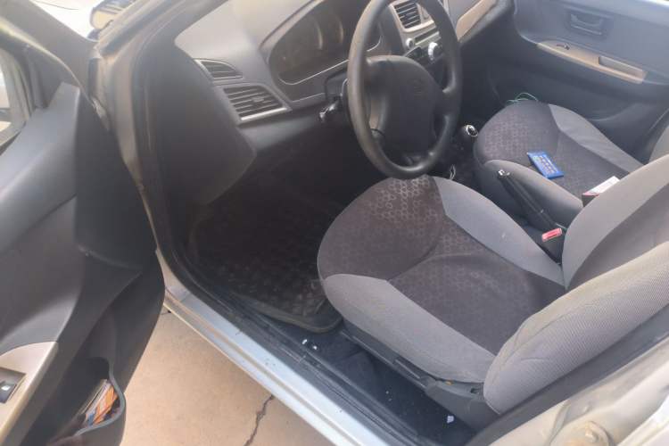 Used FAW Xiali 2012 N3 1.0L Sedan Base Model