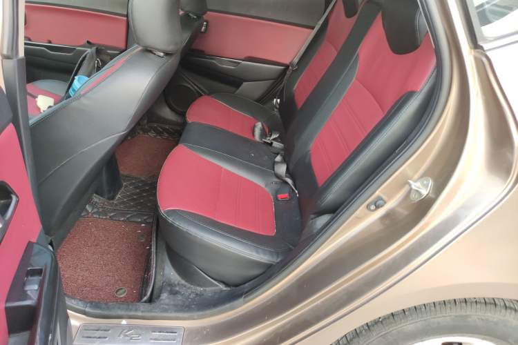 Used Kia K2 2015 Hatchback 1.4L AT GLS Cool Edition