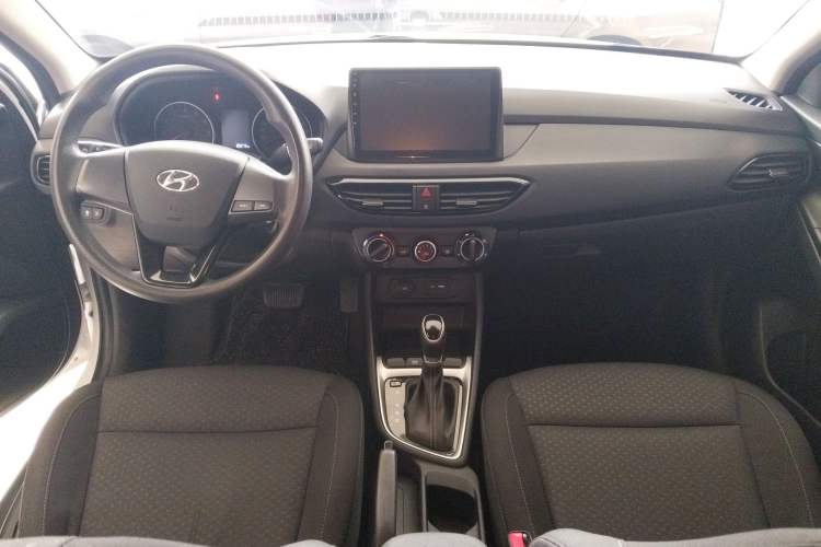 Used Hyundai Celesta 2018 1.6L Automatic GL Enjoyment Edition China VI compliant