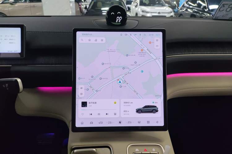 Used Nio ES6 2023 75 kWh Audio And AC Panel