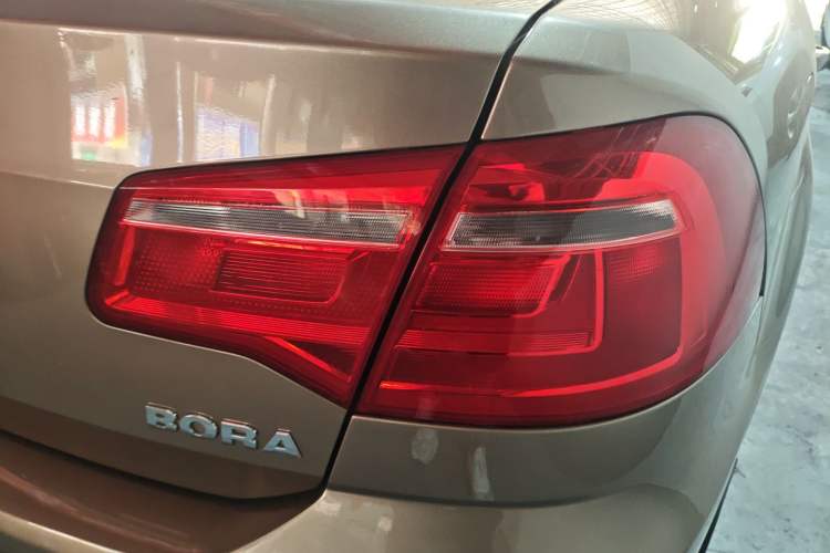 Used Volkswagen Bora 2015 Qihui Edition 1.6L Automatic Fashion Model