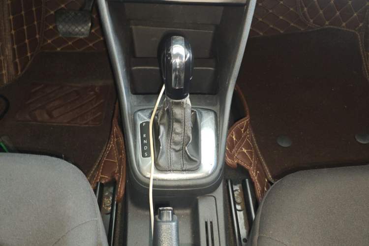 Used Volkswagen Jetta 2013 1.6L Automatic Fashion Model
