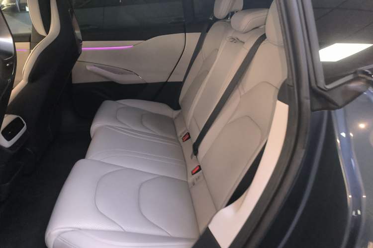 Used Xiaomi Auto SU7 2024 Rear-Drive Ultra-Long Range Advanced Pro-Level Intelligent Driving Version
