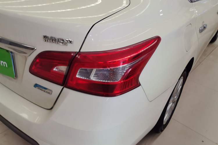 Used Nissan Sylphy 2016 1.6XV CVT Smart Enjoyment Version Right Rear Taillight