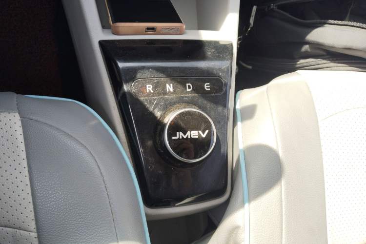 Used JMEV Xiao Qilin 2024 201km Comfort Version Gear Lever