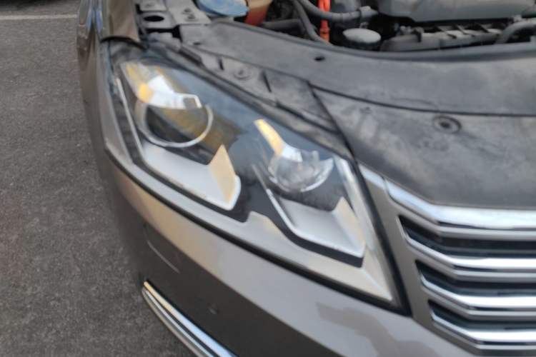 Used Volkswagen Magotan 2015 2.0 TSI Luxury Model
