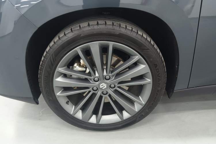 Used Leapmotor C16 2026 Pure Electric 630 LiDAR Zhizun Edition 5 Seats