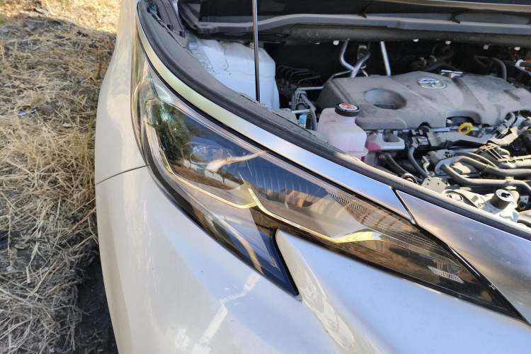 Used Toyota Granvia 2024 2.5L Hybrid Prestige PLUS Four-Wheel Drive Version
