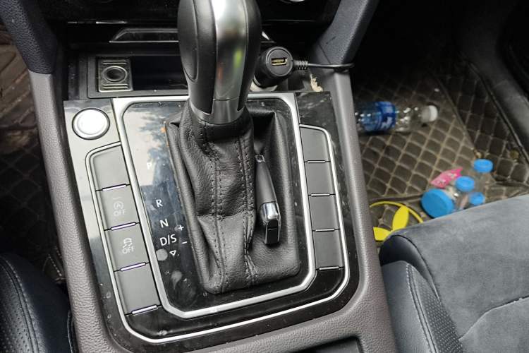 Used Volkswagen Magotan 2017 330TSI DSG Luxury Model