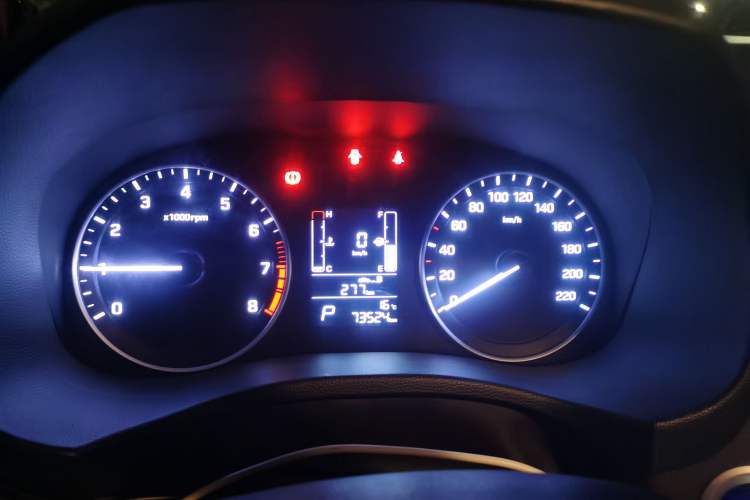 Used Hyundai ix25 2015 1.6L Automatic Two-Wheel Drive Smart GLS Trim Instrument Cluster