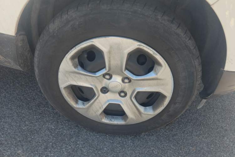 Used Ford EcoSport 2018 1.5L Automatic Elite Edition Right Front Wheel Hub