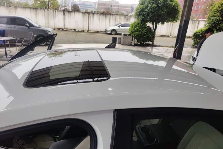 Used Buick Verano 2019 Sedan 15S Automatic Leading Model Roof