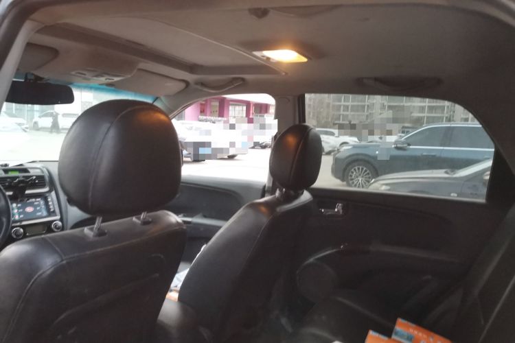 Used Kia Sportage 2011 2.0L Manual Two-Wheel-Drive GLS Headliner