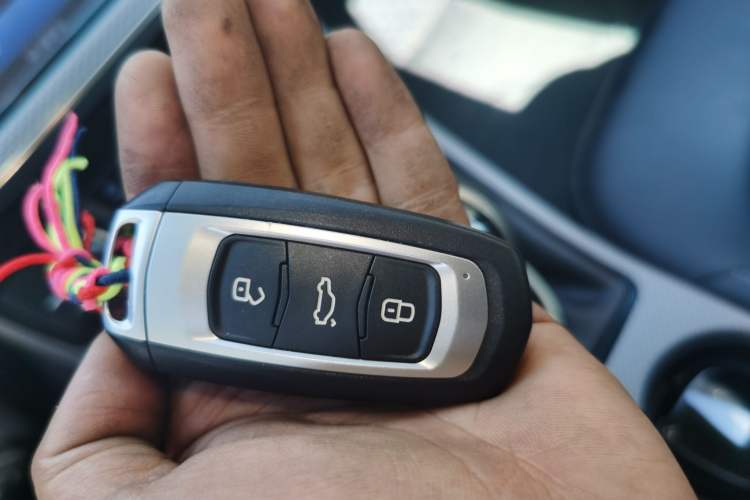 Used Geely Auto Emgrand GS 2016 Elegant Edition 1.8L Manual Fashion Model Vehicle Key