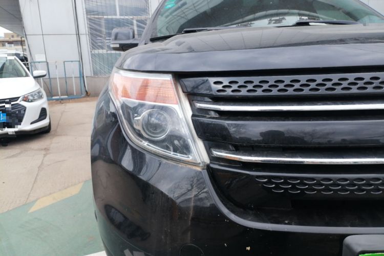 Used Ford Explorer 2013 3.5L Deluxe Model