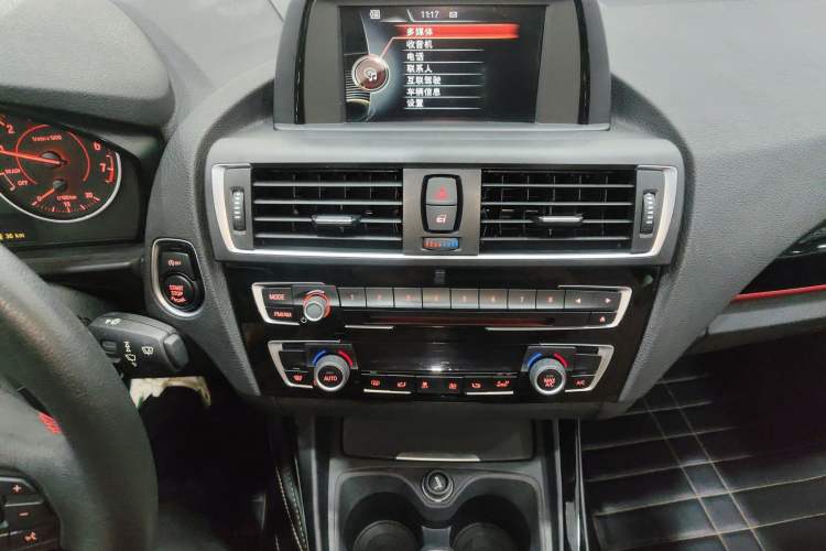 Used BMW 2 Series 2017 220i Sport Design Package
