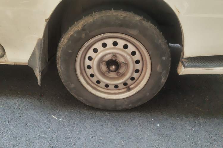 Used King Long Golden Way 2012 2.0L Dual-Purpose Short-Wheelbase 4G21B