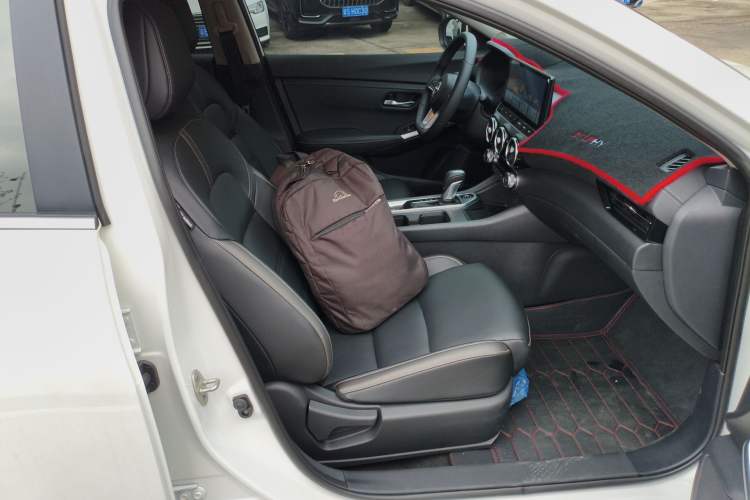 Used Nissan Sylphy 2026 Model 1.6L CVT Intelligent Driving Edition Right Front Seat