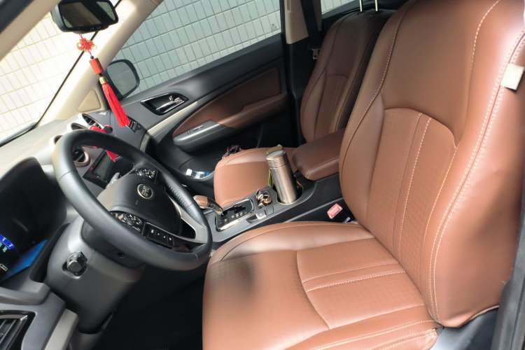 Used BYD S7 2015 2.0T Automatic Prestige Model
