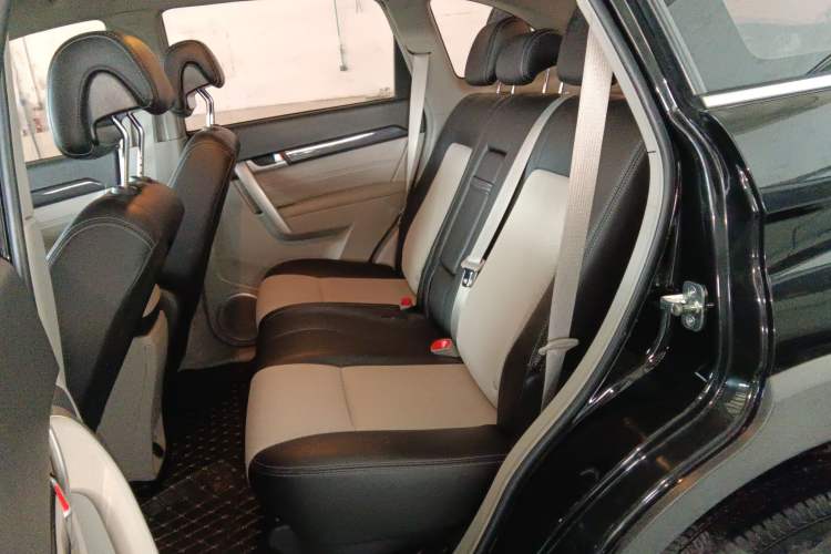 Used Chevrolet Captiva 2014 2.4L Two-Wheel Drive City Edition 5 Seats
