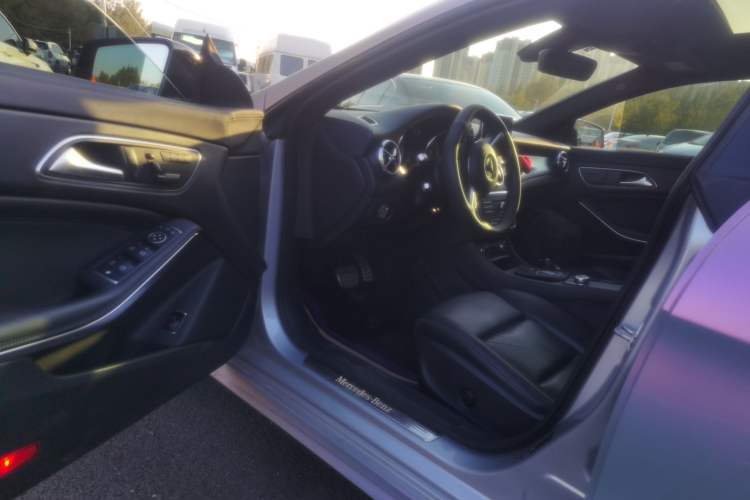 Used Mercedes-Benz CLA 2014 CLA 260 4MATIC Driver Seat