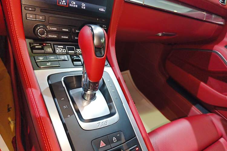 Used Porsche 718 2022 Boxster 2.0T Gear Lever