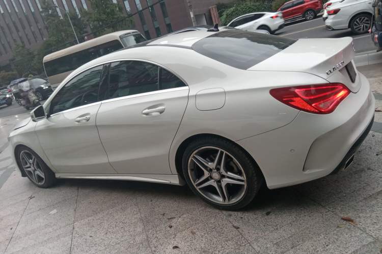 Used Mercedes-Benz CLA 2015 CLA 220 4MATIC
