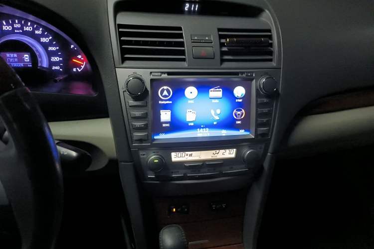 Used Toyota Camry 2013 200G Classic Luxury Edition