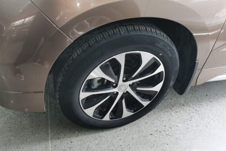 Used Honda Avancier 2017 240TURBO Two-Wheel Drive Premium Edition
